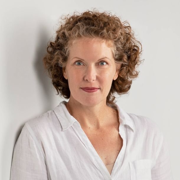 A painted portrait of a husband and wife posed with their two small dogs and horse.